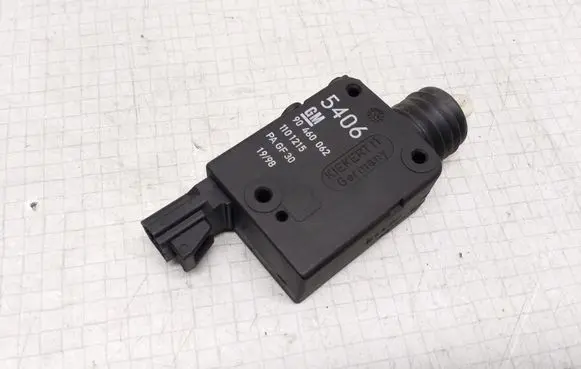 Opel Astra G Central locking motor 90460062 1101215