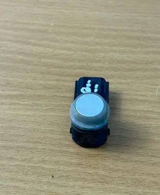 Renault Trafic III (X82) Parking PDC sensor 284428691R 303955 1411151006