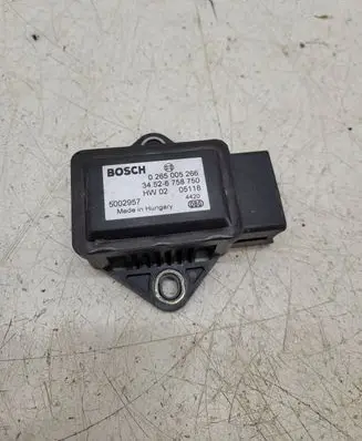 Volkswagen PASSAT B5.5 ABS wheel speed sensor 0265005266