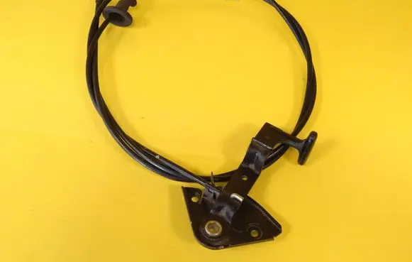 Audi A4 S4 B5 8D Engine bonnet/hood lock release cable 