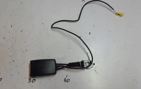 Mercedes-Benz C W205 Front seatbelt buckle A2058600169