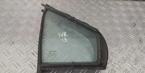 Toyota Yaris Front door vent window glass four-door 43R00097