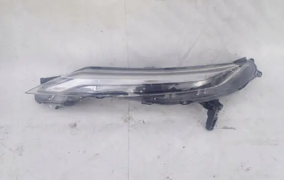Nissan Juke II F16 Headlight/headlamp