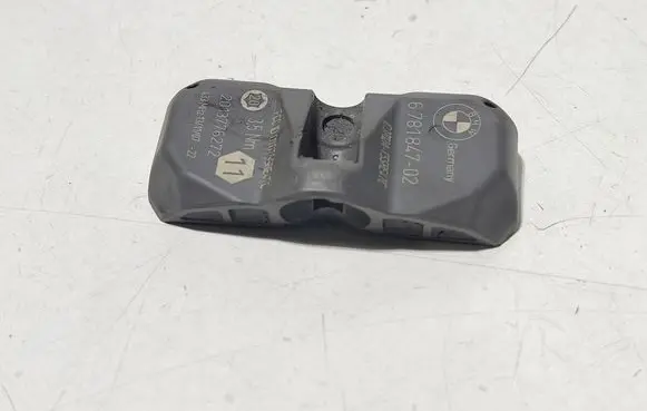 BMW 7 E65 E66 Tire pressure sensor 6781847 678184702