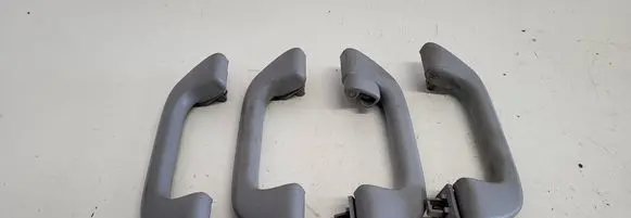 Honda CR-V Front interior roof grab handle