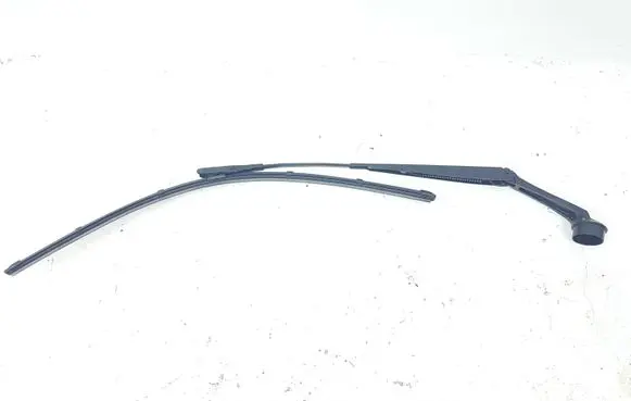 Ford Fusion II Windshield/front glass wiper blade DS7317C495 DS7317C495AE