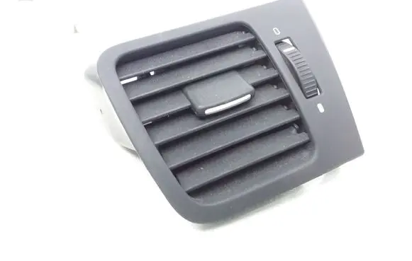 Subaru Outback Dashboard side air vent grill/cover trim