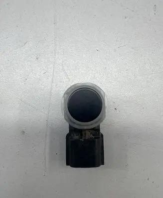 Dacia Sandero III Parking PDC sensor 284429097R 303957