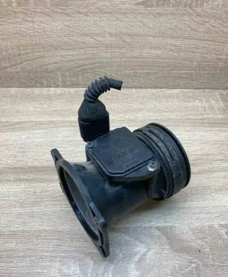 Audi A6 S6 C5 4B Mass air flow meter 06A906461B AFH6010C Used