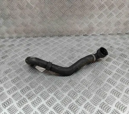 Volvo XC60 Engine coolant pipe/hose 31474845