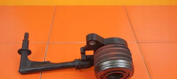 Nissan Qashqai Clutch slave cylinder 306206822R HRA2