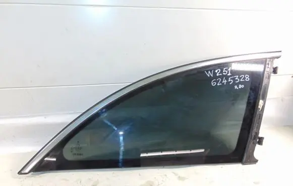 Mercedes-Benz R W251 Rear side window A2516700850