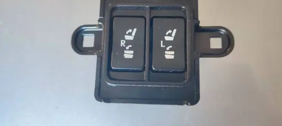 Lexus RX 450H Seat control switch 18B189