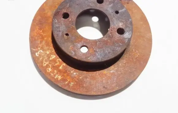 Nissan Almera Front brake disc ventiliuojamas