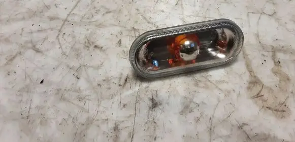 Volkswagen PASSAT B5.5 Front fender indicator light 2K0949117B
