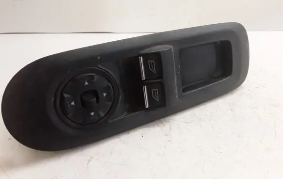 Ford Mondeo MK IV Electric window control switch 7S7T14A132 7S7T14A132BC