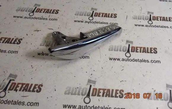 Mercedes-Benz E W211 Rear door interior handle A2117660224