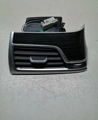 BMW 7 G11 G12 Rear air vent grill 7851824