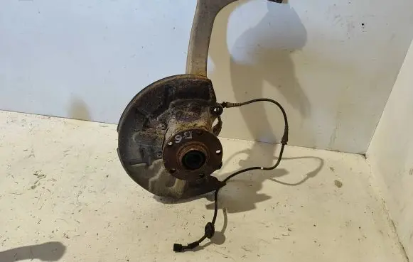 Audi A4 S4 B6 8E 8H Front wheel hub spindle knuckle