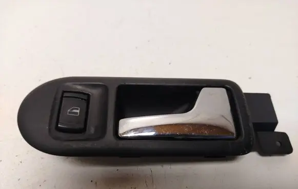 Volkswagen PASSAT B5.5 Front door interior handle 3B1837114