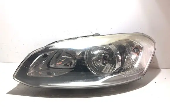 Volvo XC60 Headlight/headlamp 31358111 Y413RS 89907489