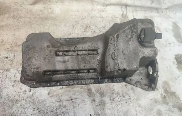 BMW 5 E60 E61 Oil sump 7516380 11137516380