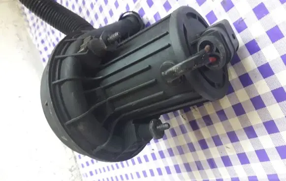 Skoda Octavia Mk1 (1U) Vacuum pump 722273806