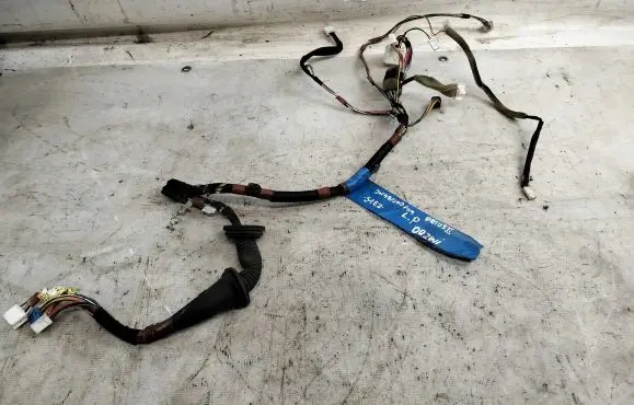 Toyota Prius (XW20) Front door wiring loom 821247140Y