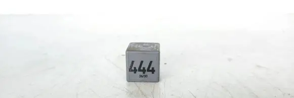 Volkswagen Golf IV Other relay 1J0927841 V23134A52X400