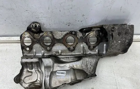 Ford C-MAX II Exhaust heat shield 9672921080 AV619N454AB