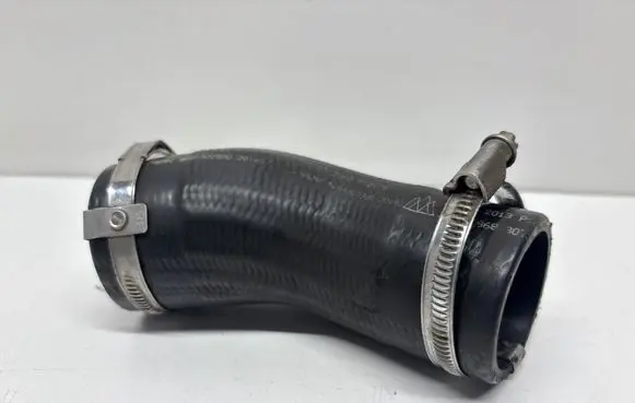 Peugeot 508 Intercooler hose/pipe 9684307380