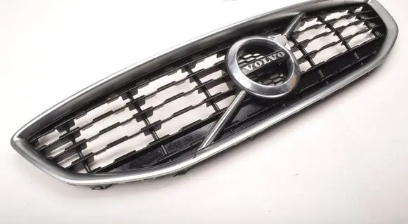 Volvo V40 Front grill 31425331