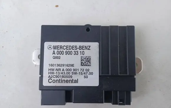 Mercedes-Benz E W213 Fuel injection pump control unit/module A0009003310