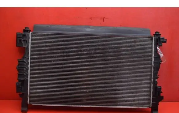 Opel Zafira C Coolant radiator 13480872