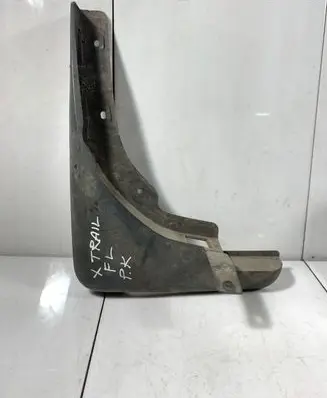 Nissan X-Trail T30 Front mudguard 638558H300