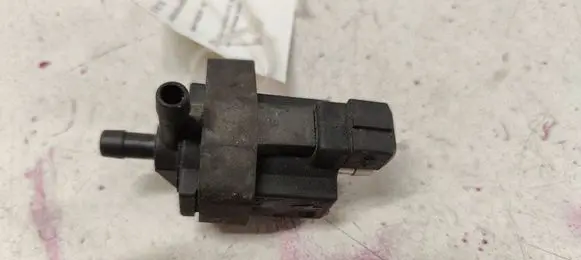 Jaguar XF X250 Turbo solenoid valve 72268727 11T266