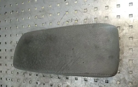 Renault Laguna II Armrest E06213