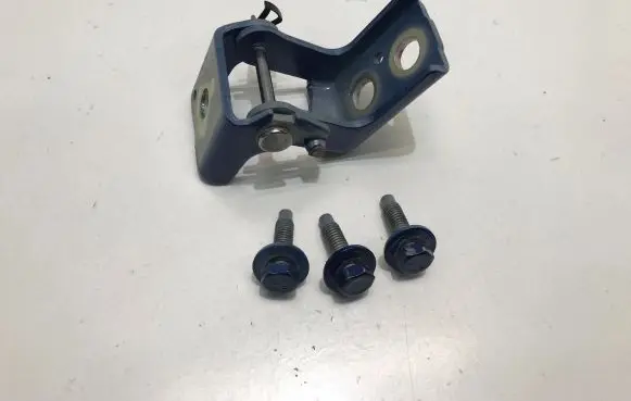 Citroen C5 X Front door upper hinge 211231C