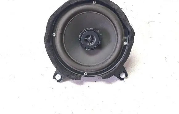 Volvo S70 V70 V70 XC Rear door speaker 3533622