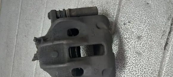 Peugeot 806 Front brake caliper