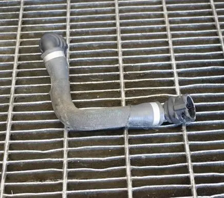 BMW X5 F15 Engine coolant pipe/hose 9222751