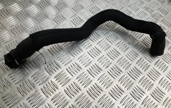Audi A4 S4 B8 8K Engine coolant pipe/hose 8K0122293F
