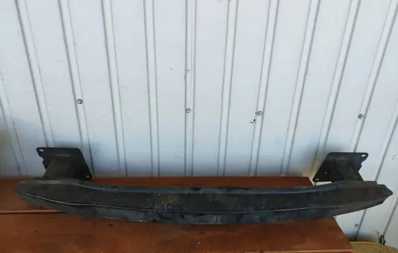 Volkswagen Polo V 6R Rear bumper support beam 