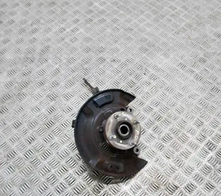 Toyota Yaris Front wheel hub DAC4075W2