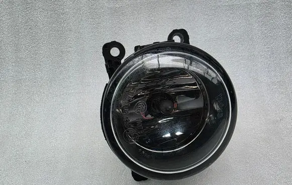 Suzuki SX4 S-Cross Front fog light 89206454