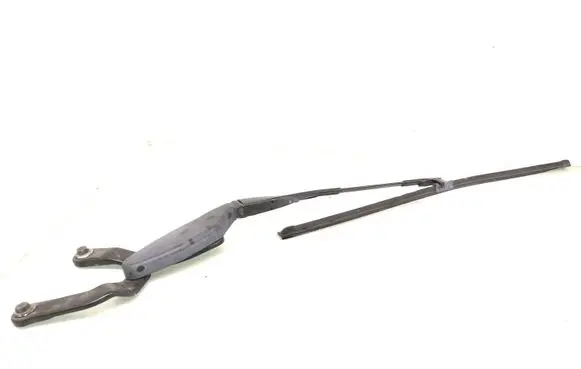 Mercedes-Benz E W211 Windshield/front glass wiper blade A2118240049