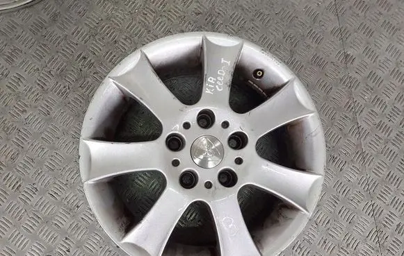 KIA Ceed R15 alloy rim 