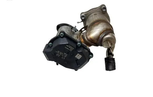 Audi A4 S4 B8 8K EGR valve cooler 04L131512A 04L131501B A2C80881400