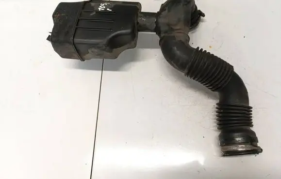 Air intake hose/pipe