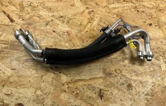 Tesla Model Y Air conditioning (A/C) pipe/hose 162670000D